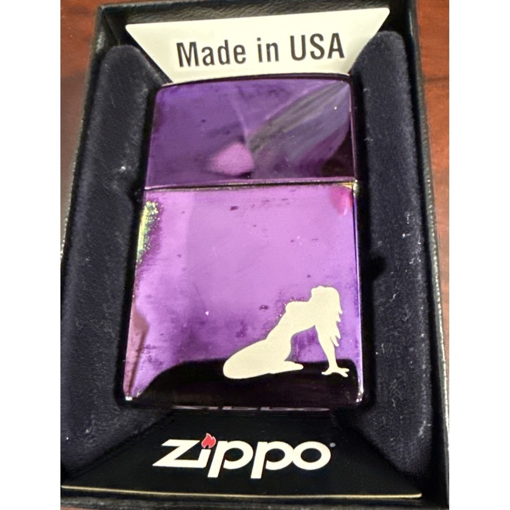 Zippo Stripper Hottie pocket‎ lighter